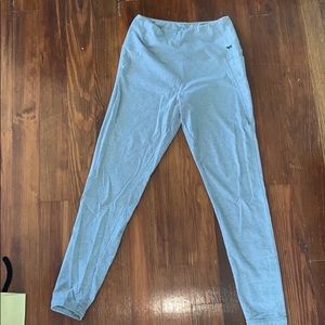Victoria’s Secret Back Cutout Yoga Pants